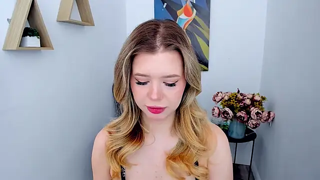 FollowLovee online show from 02.23.26