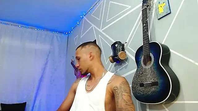 MagnusFrost online show from 02.21.25