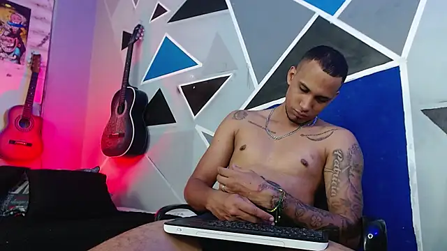 MagnusFrost online show from 09.21.25