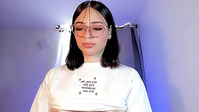 Snapshot of Valentina_Alba chatting on 03.21.25 Valentina Alba online show from 03.21.25