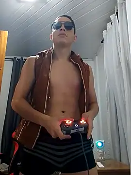 Snapshot of Loboalv chatting on 11.19.25 Loboalv online show from 11.19.25