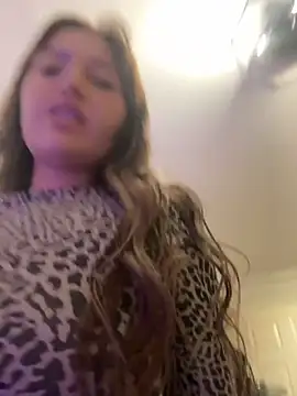 yaprakmericc online show from 09.20.25