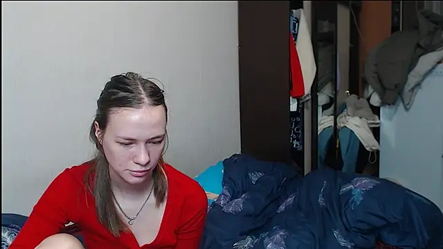 leila bambi  online show from 03.10.25