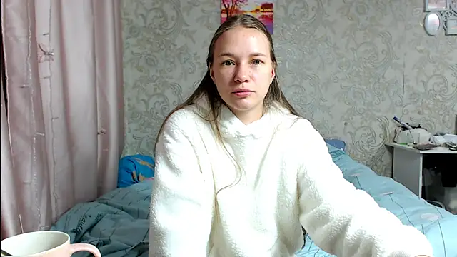 leila bambi  online show from 09.16.25