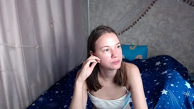 leila bambi  online show from 07.28.26
