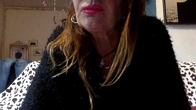 gildamilf online show from 10.23.25