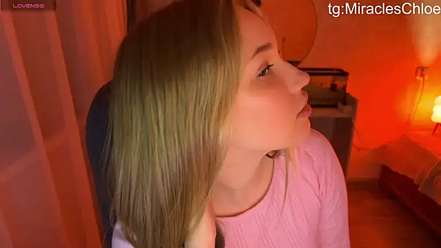 Snapshot of ChloeMillerMeow chatting on 07.18.26 ChloeMillerMeow online show from 07.18.26