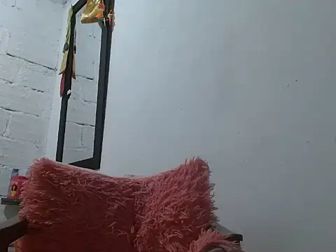 Larry-n-clouds online show from 03.12.26