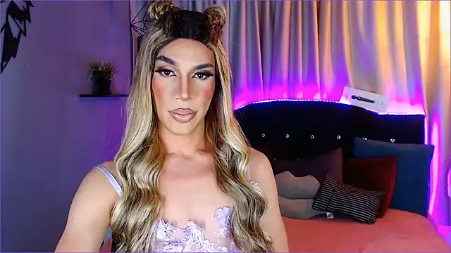 camila hootie online show from 12.23.24