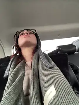 RinaCat online show from 01.21.25