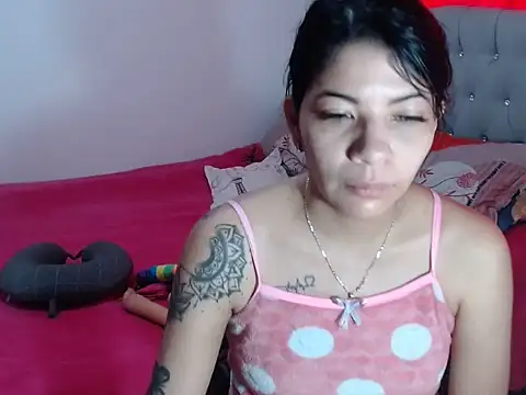 Snapshot of Georgina_Copper chatting on 01.15.25 Georgina Copper online show from 01.15.25