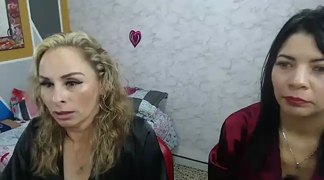 Snapshot of Georgina_Copper chatting on 02.13.25 Georgina Copper online show from 02.13.25