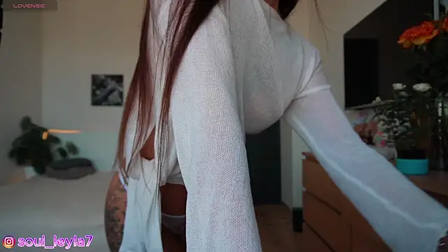 Sola LI online show from 09.11.25