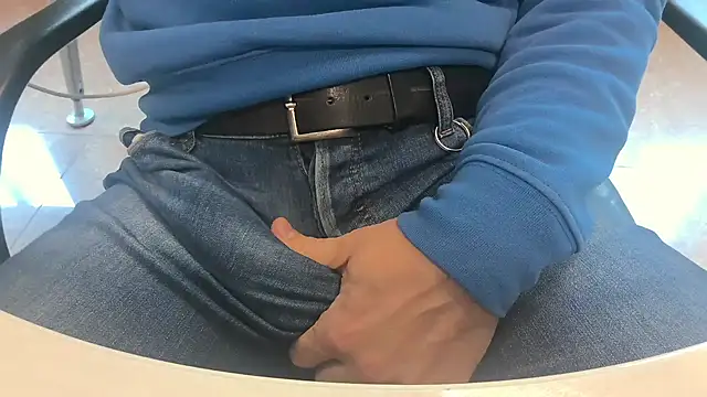 alessandroman2114 online show from 03.26.26