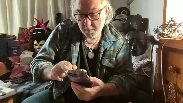 Snapshot of EroticVenetian chatting on 02.01.26 EroticVenetian online show from 02.01.26