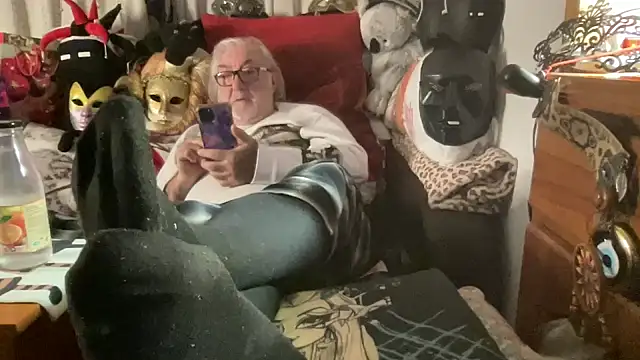 Snapshot of EroticVenetian chatting on 02.01.26 EroticVenetian online show from 02.01.26