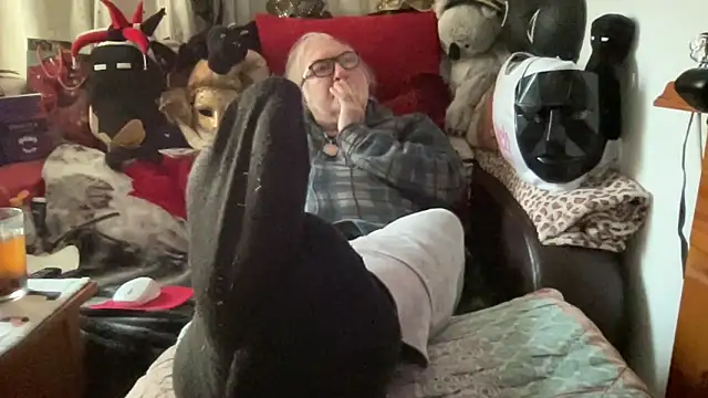 Snapshot of EroticVenetian chatting on 02.04.26 EroticVenetian online show from 02.04.26