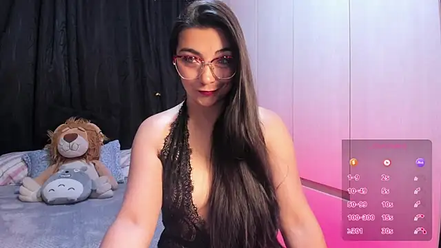 Snapshot of Karla_hernandez_ chatting on 05.14.26 Karla hernandez online show from 05.14.26
