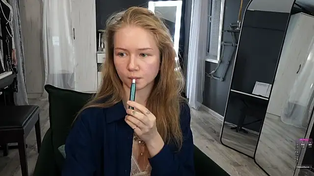 Alexandra Demore online show from 07.05.26