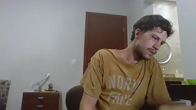 Snapshot of prorafadodoce chatting on 02.14.25 prorafadodoce online show from 02.14.25