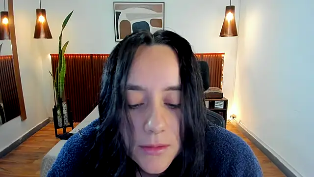 Snapshot of KatherineBond chatting on 10.14.25 KatherineBond online show from 10.14.25