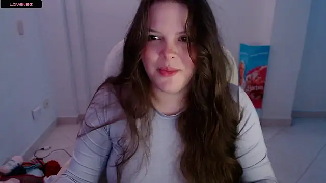 Snapshot of Gabiwaifu chatting on 12.14.24 Gabiwaifu online show from 12.14.24