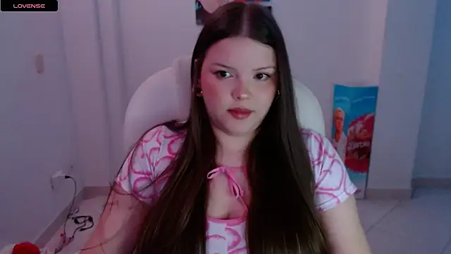 Snapshot of Gabiwaifu chatting on 12.18.24 Gabiwaifu online show from 12.18.24