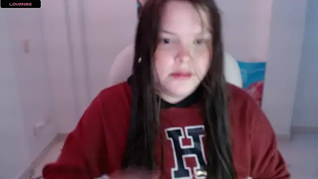 Snapshot of Gabiwaifu chatting on 12.22.24 Gabiwaifu online show from 12.22.24