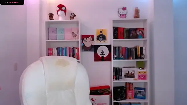 Snapshot of Gabiwaifu chatting on 01.13.25 Gabiwaifu online show from 01.13.25