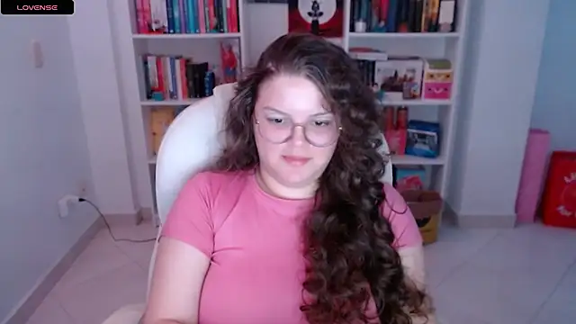 Snapshot of Gabiwaifu chatting on 02.17.25 Gabiwaifu online show from 02.17.25