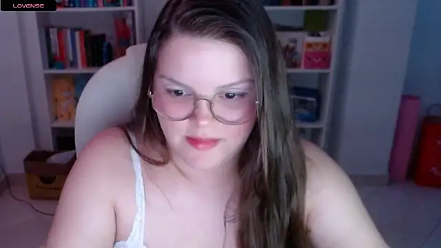 Snapshot of Gabiwaifu chatting on 02.26.25 Gabiwaifu online show from 02.26.25