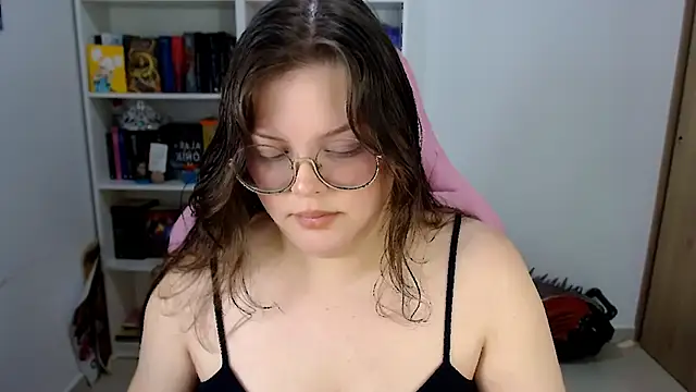 Snapshot of Gabiwaifu chatting on 02.22.26 Gabiwaifu online show from 02.22.26