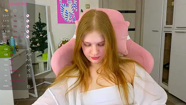 TrissMerigold9 online show from 01.10.26