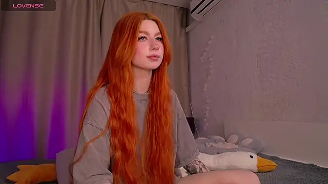 Snapshot of Evaa_Moonn_ chatting on 03.11.25 Evaa Moonn online show from 03.11.25