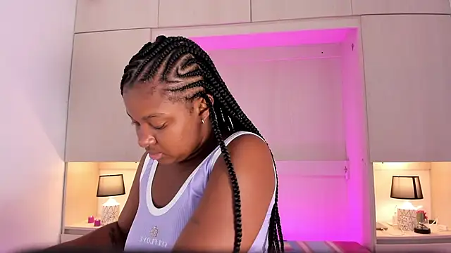 tamaraa smiith online show from 01.30.25