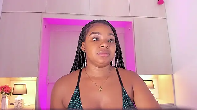 tamaraa smiith online show from 03.04.25