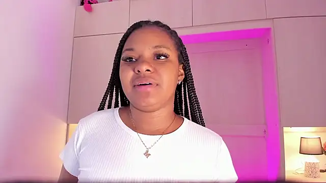 tamaraa smiith online show from 03.08.25