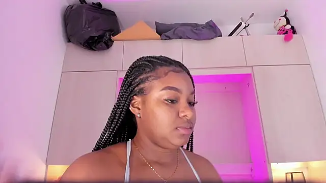 tamaraa smiith online show from 03.11.25