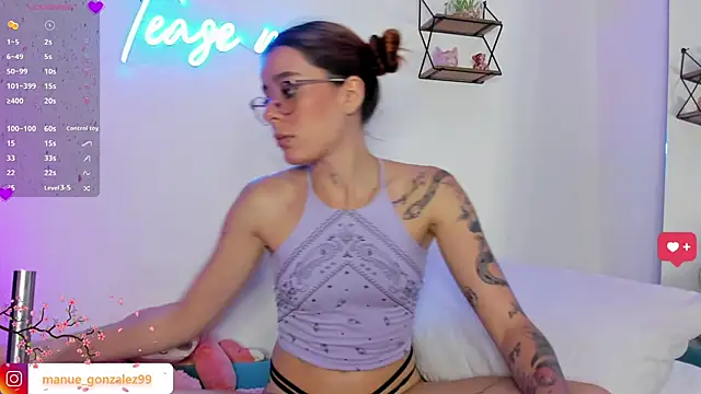 Manuela monroe online show from 01.12.25