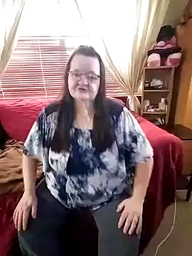 Bayou Woman68 online show from 09.17.25