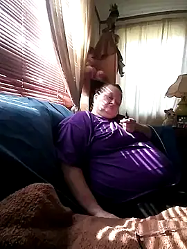 Snapshot of Bayou_Woman68 chatting on 11.18.25 Bayou Woman68 online show from 11.18.25