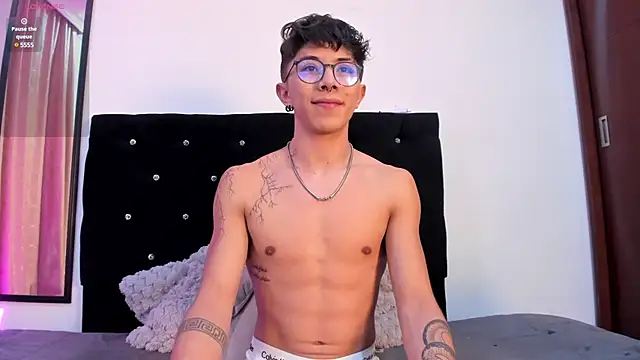 Snapshot of im__thomass chatting on 12.11.24 im thomass online show from 12.11.24