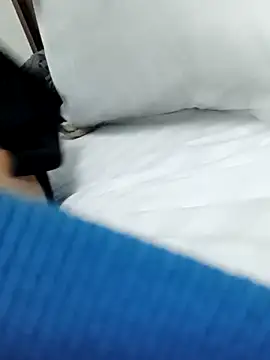 Snapshot of Dam_dam98 chatting on 11.01.25 Dam dam98 online show from 11.01.25