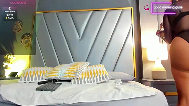 BrendaAdams  online show from 09.26.25