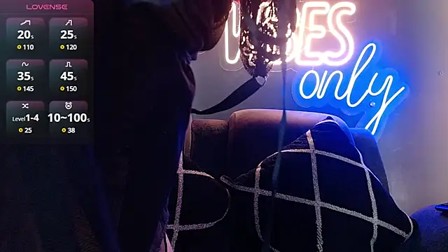 LOLIITA  LOVE online show from 01.04.25