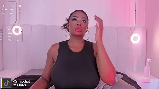  huge boobs ebony online show from 11.03.25