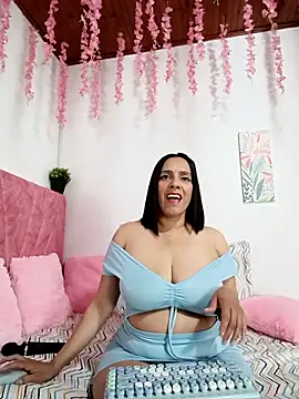 ariana lavoie- online show from 02.04.26