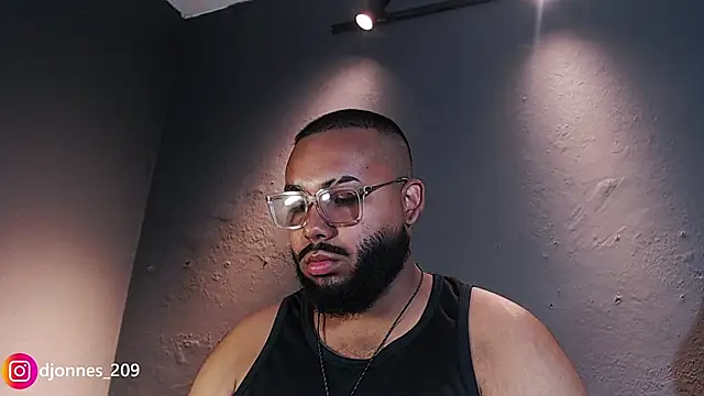 DilanJonnes  online show from 03.12.26