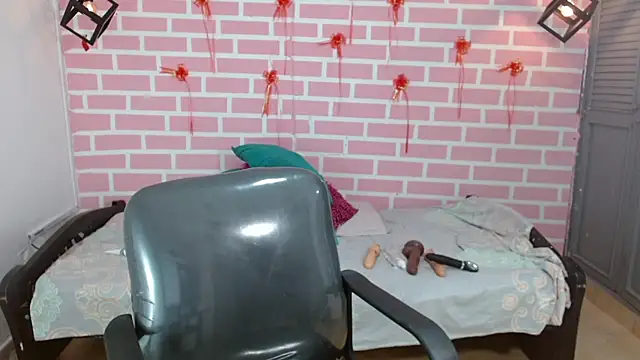 emy 0 online show from 02.20.25