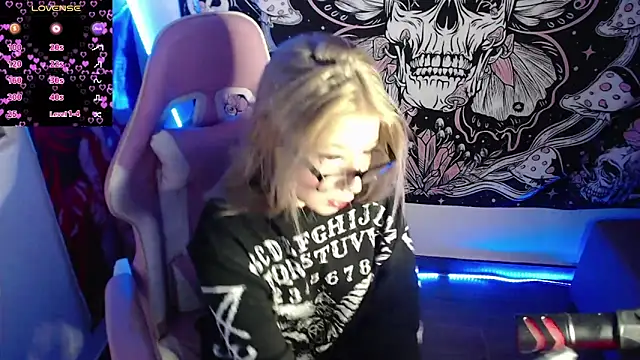 GamerCarrie online show from 01.02.25